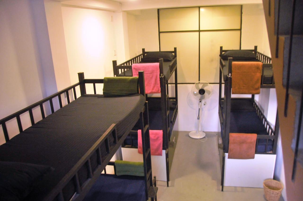 Mid Town Hostel كاندي المظهر الخارجي الصورة